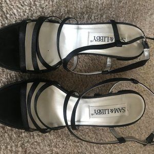 Shoes/Pumps